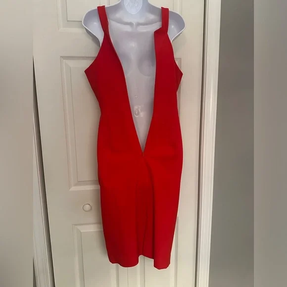 Black Halo Marcelle Sleeveless Stretch Crepe Sheath Dress, Size 6, Red - Picture 9 of 16